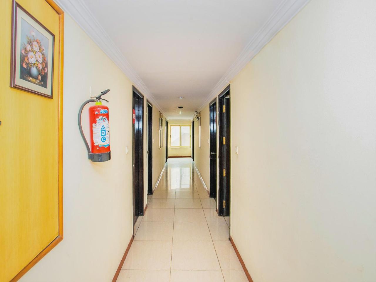 Oyo 649 Hotel Ajantha Trinity Inn Bangalore Buitenkant foto