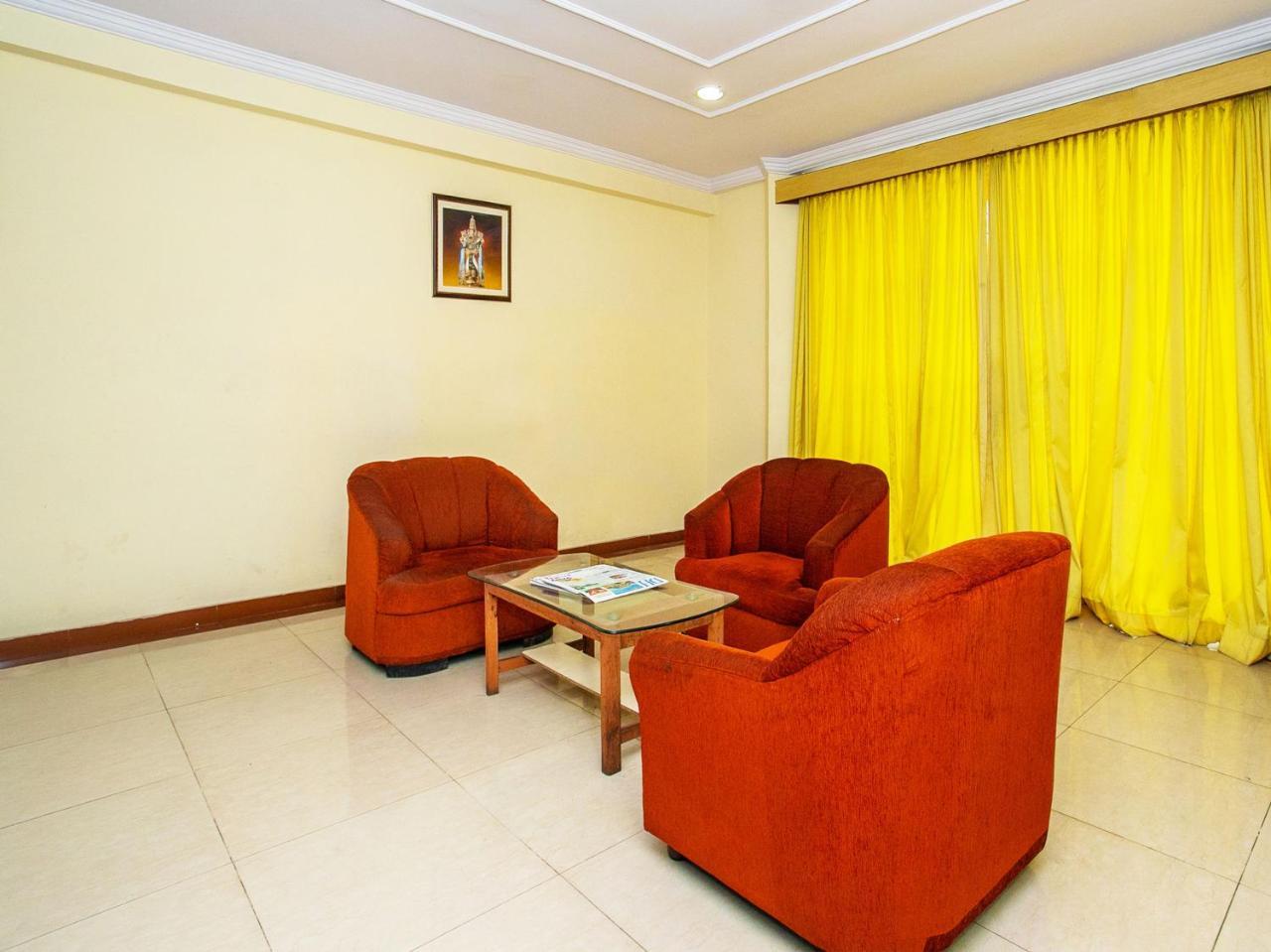 Oyo 649 Hotel Ajantha Trinity Inn Bangalore Buitenkant foto
