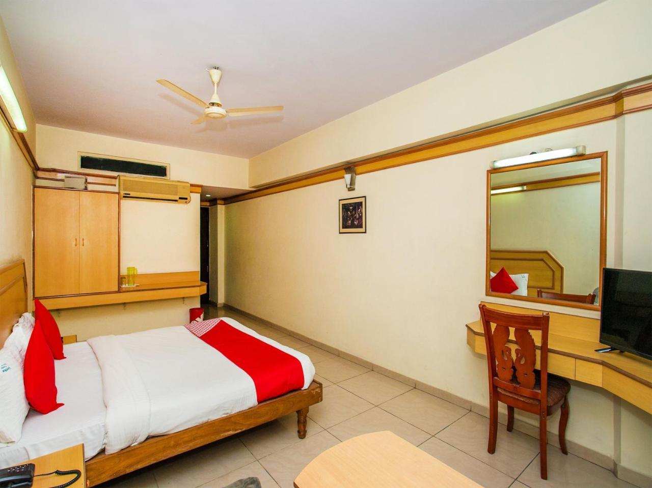 Oyo 649 Hotel Ajantha Trinity Inn Bangalore Buitenkant foto